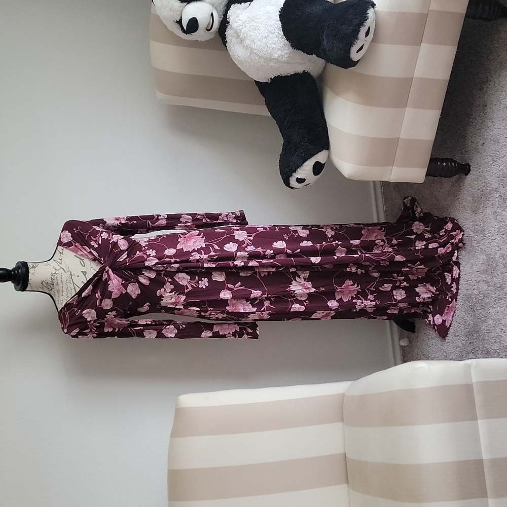 Maternity stretchy pea in a pod maxi
